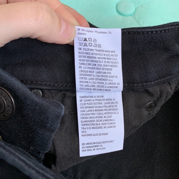 American Eagle Next level Stretch Sz 4 short - Picture 8 of 9
